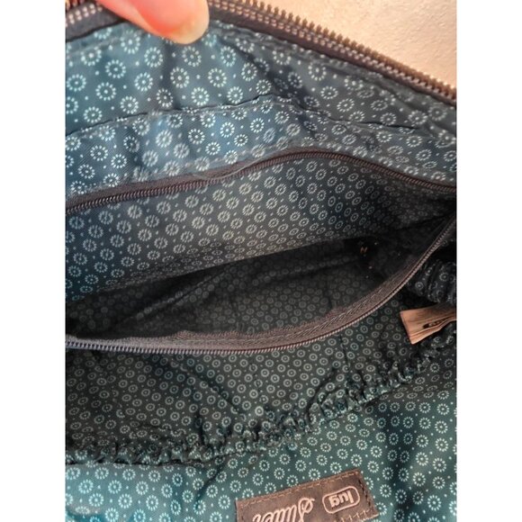 Lug Slider Crossbody Bag With Quilted Pattern & Adjustable Strap - Picture 7 of 14